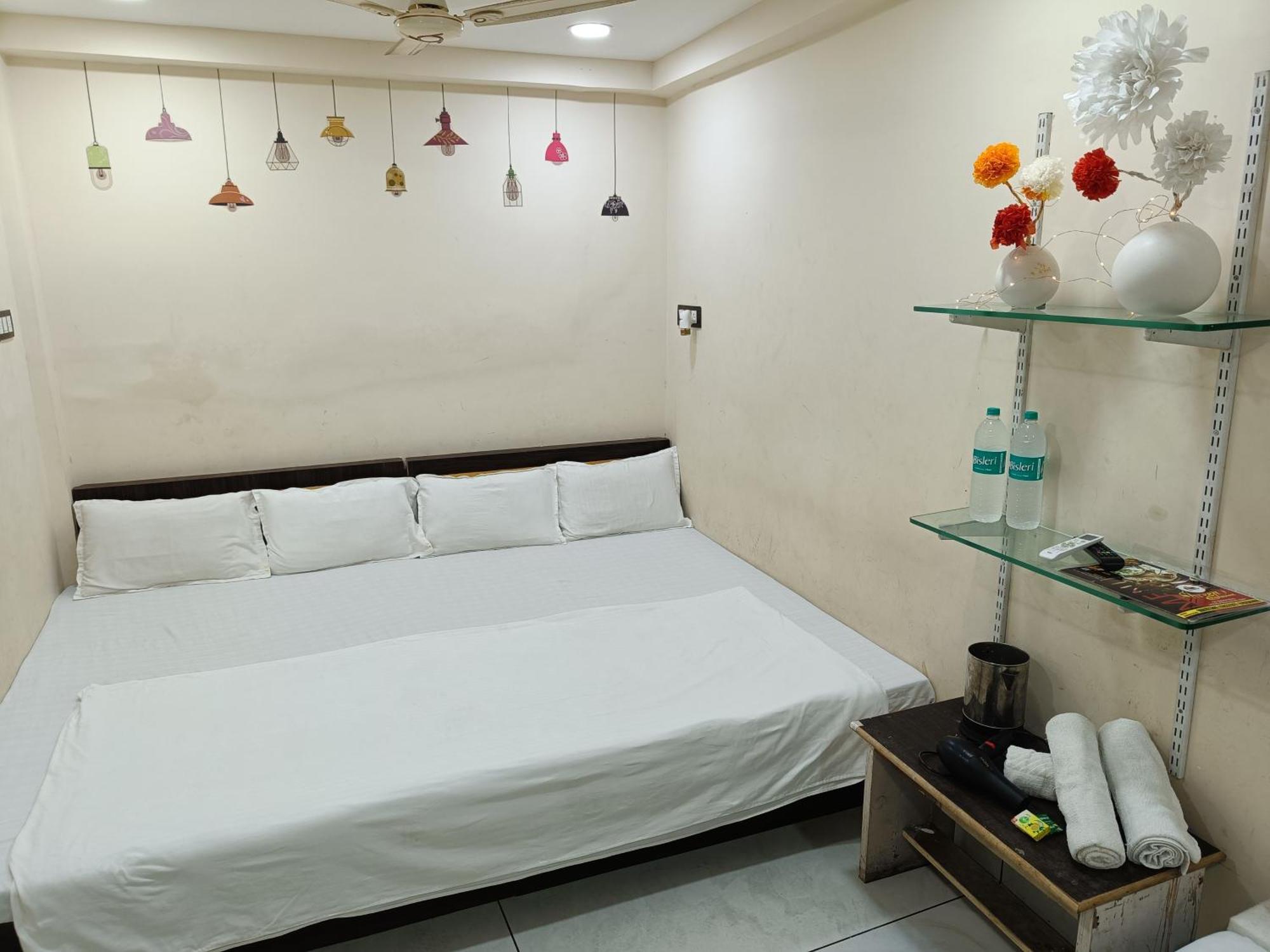 Hotel S Tower Ujjain Luaran gambar