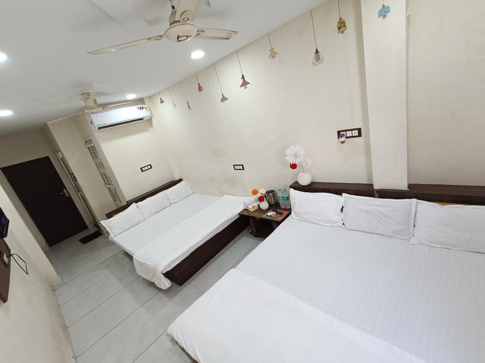 Hotel S Tower Ujjain Luaran gambar