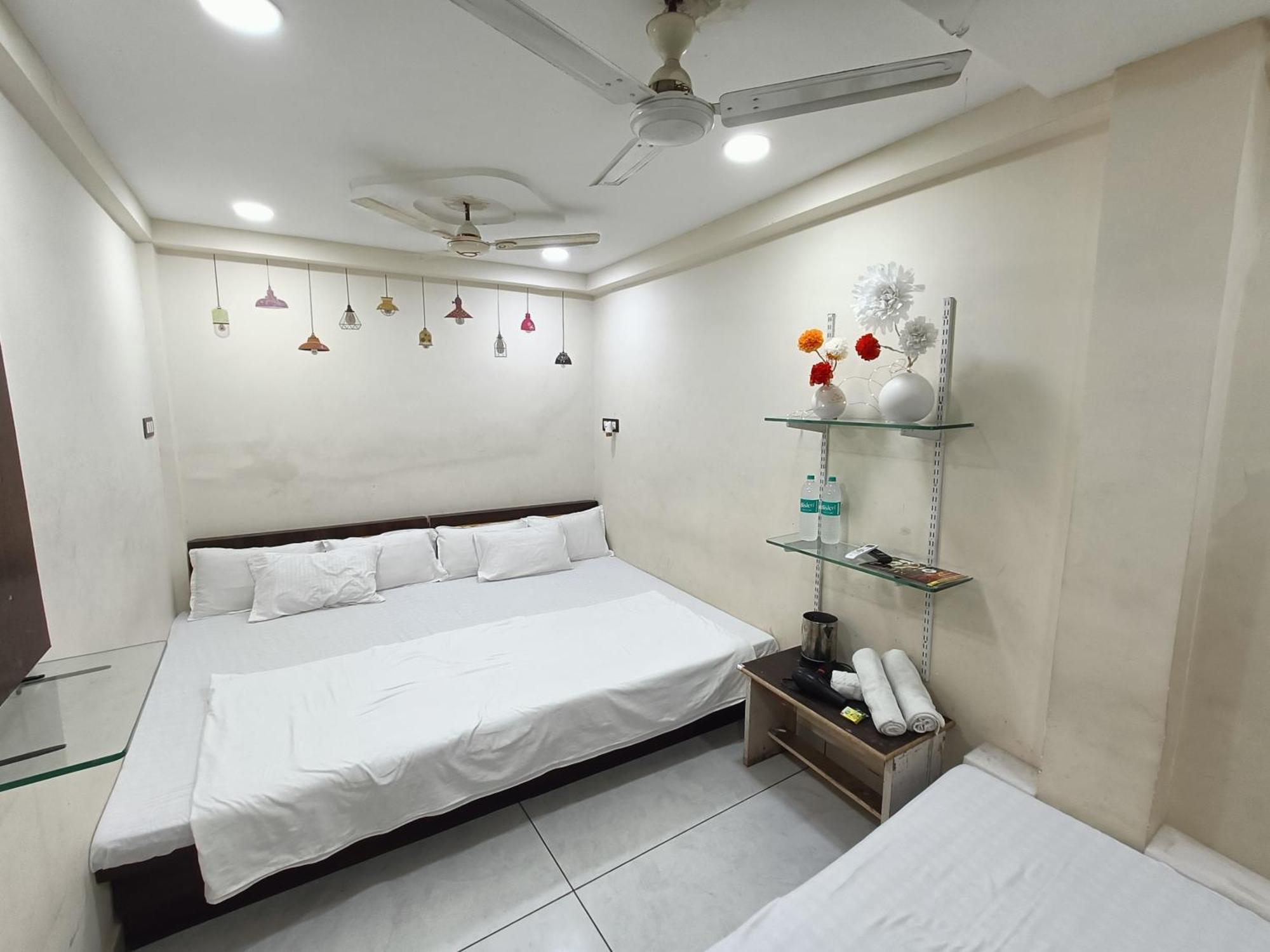 Hotel S Tower Ujjain Luaran gambar