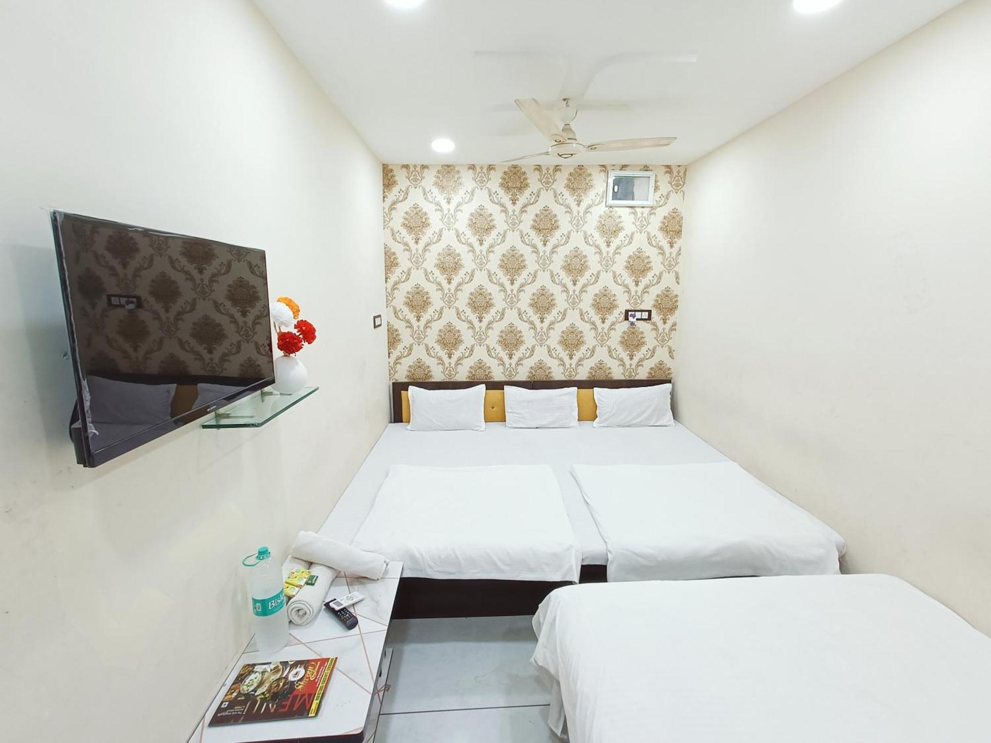 Hotel S Tower Ujjain Luaran gambar