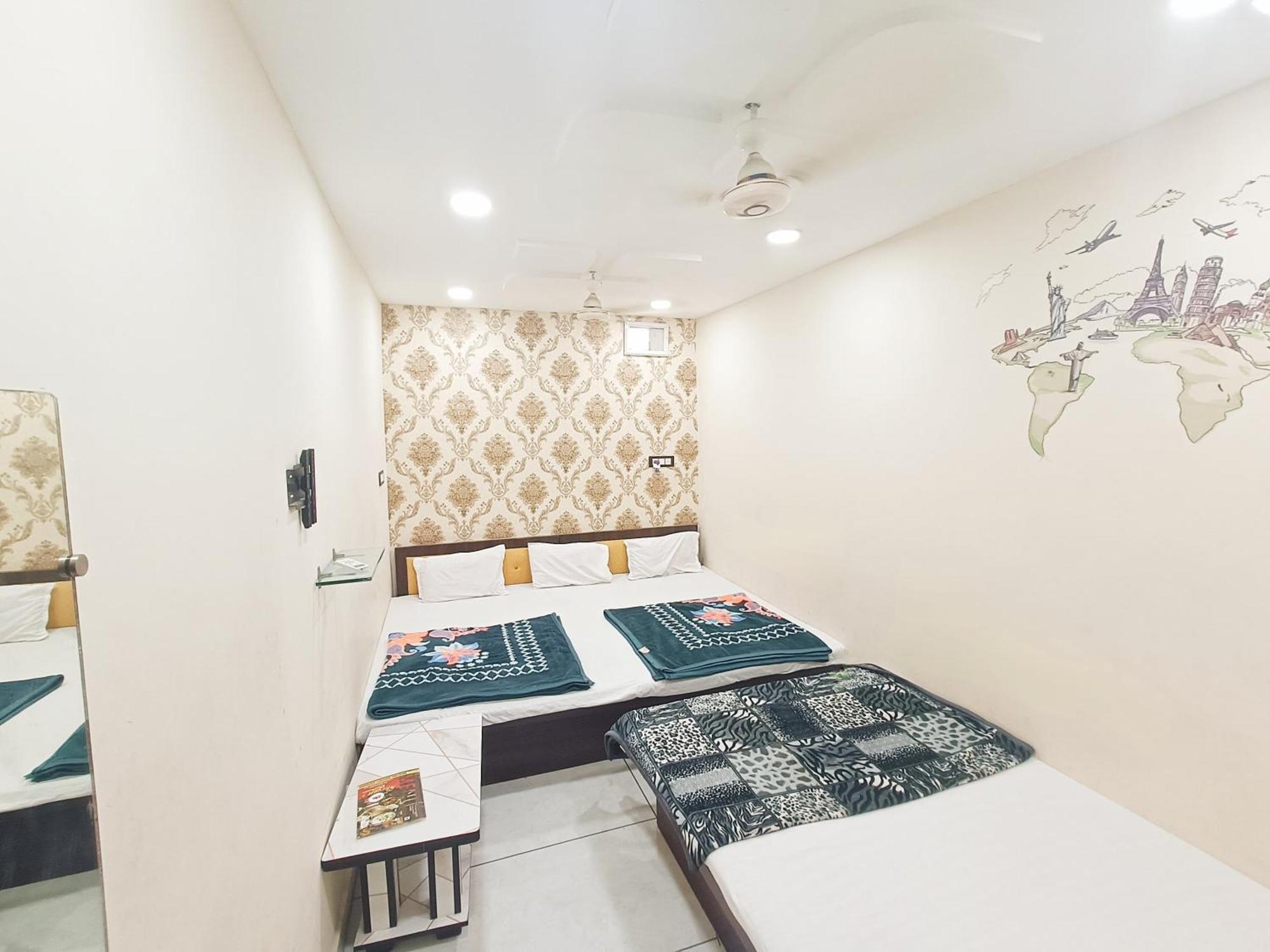 Hotel S Tower Ujjain Luaran gambar